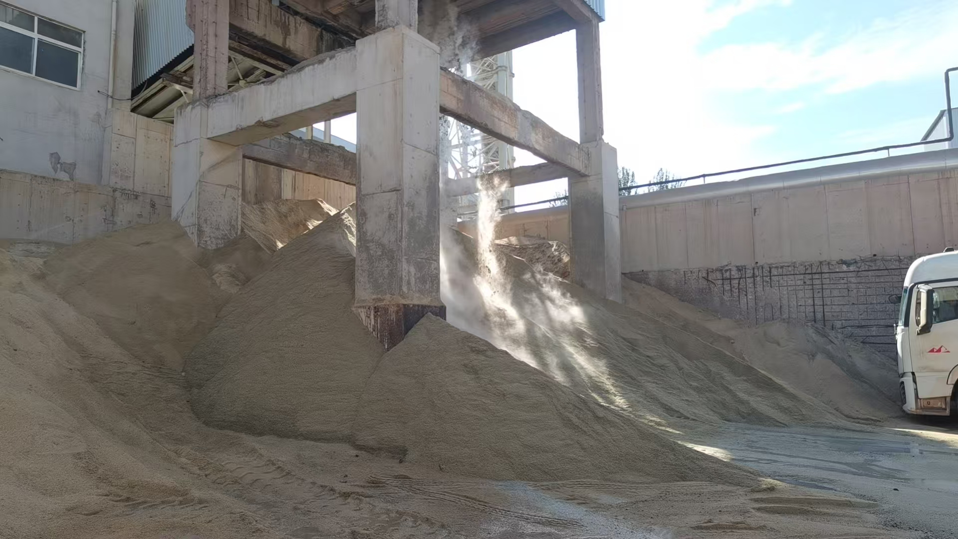 GBFS loading and industrial dispatch scene linked to new slag grinding capacity
